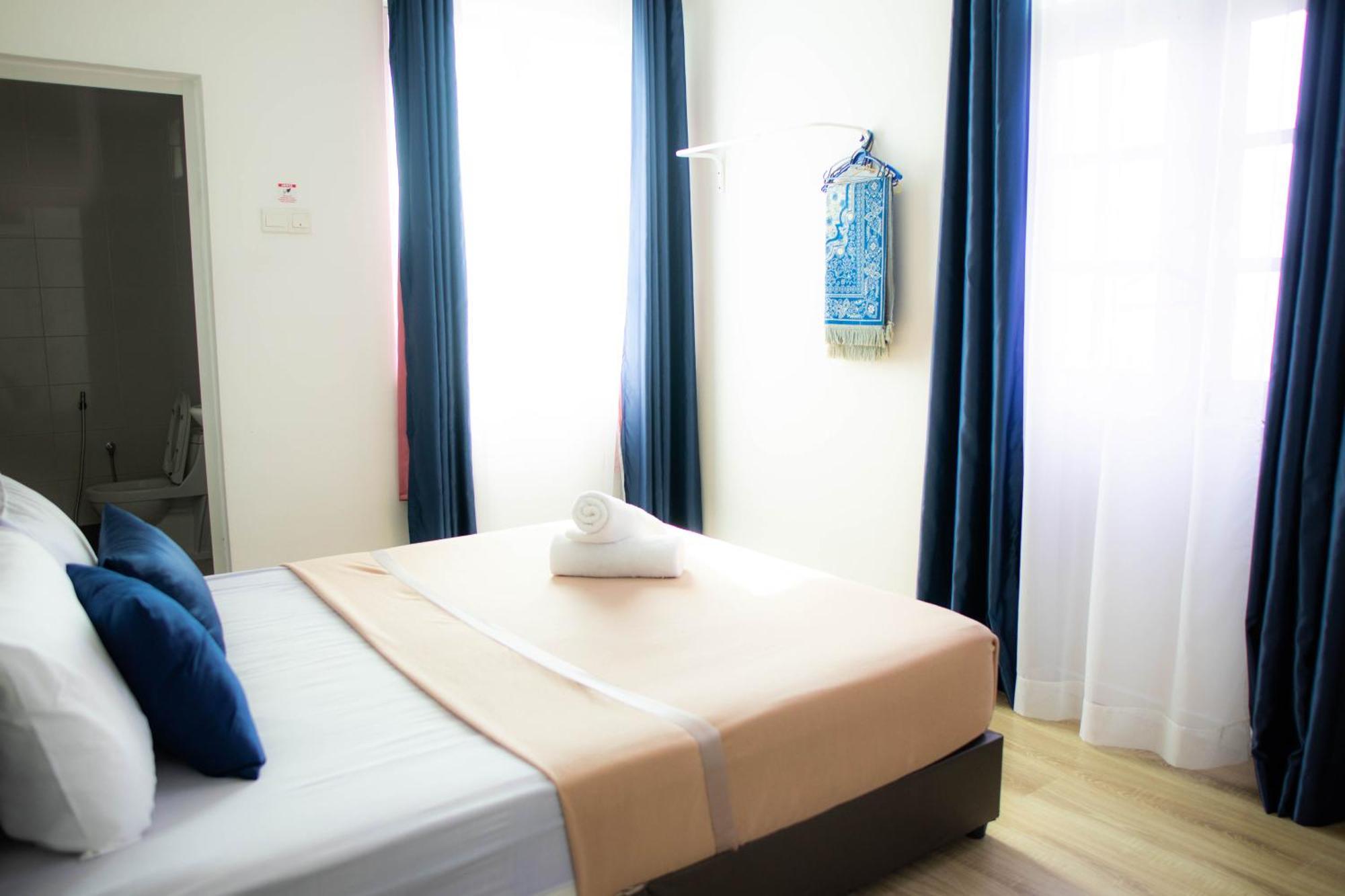 Sura Inn Dungun Kültér fotó