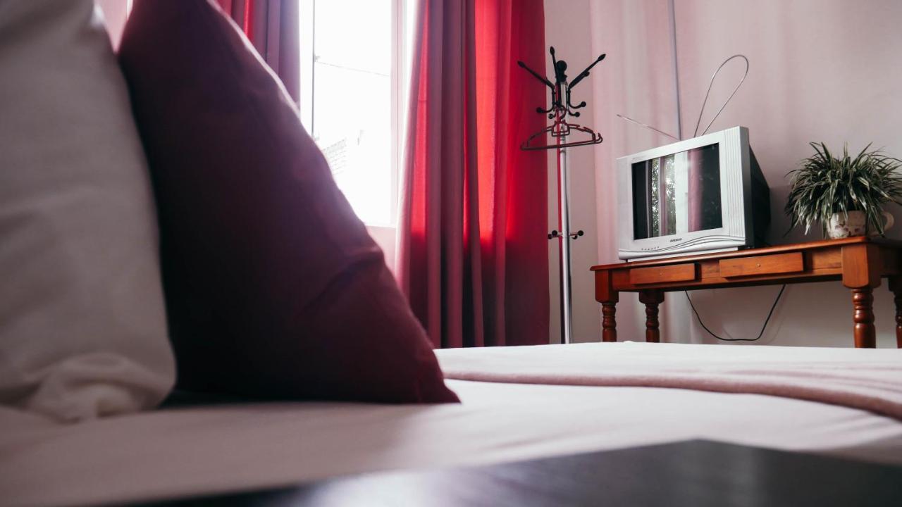 Sura Inn Dungun Kültér fotó