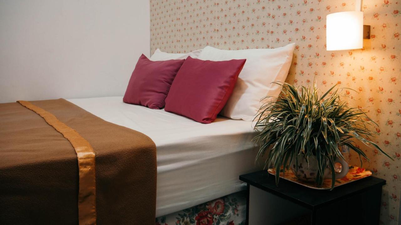 Sura Inn Dungun Kültér fotó